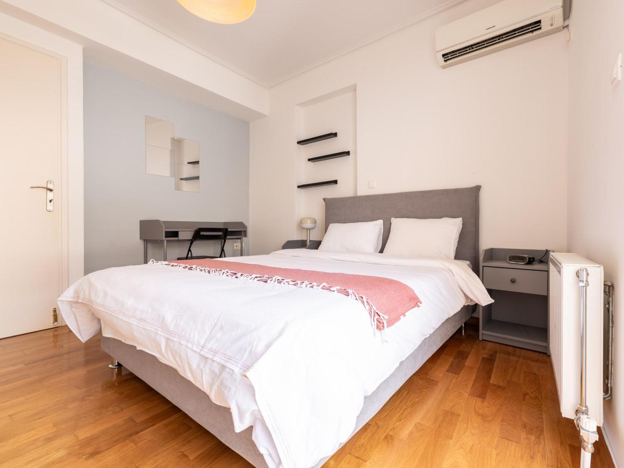 Апартаменты Athens Retreat 1-Bdr Apt Close To Metro Station Экстерьер фото